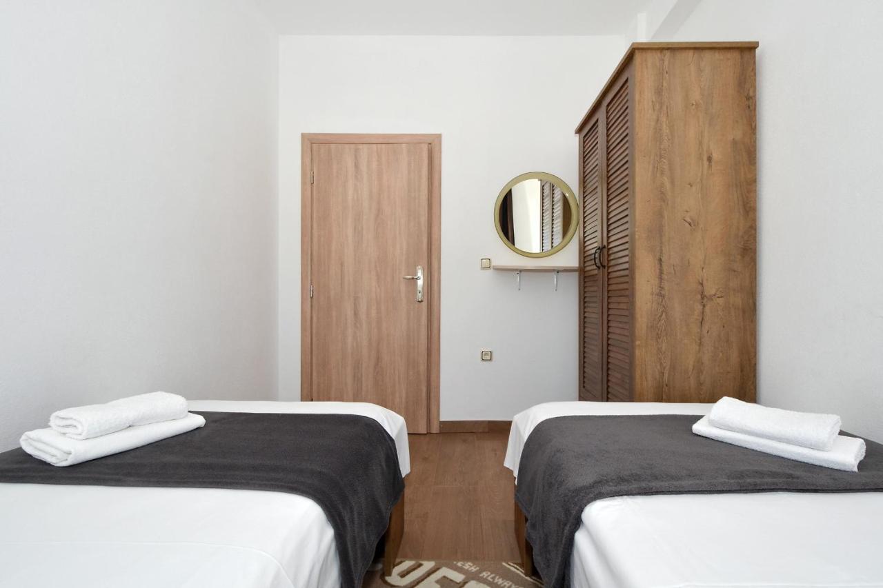 Apartment Una Seget Vranjica Ngoại thất bức ảnh