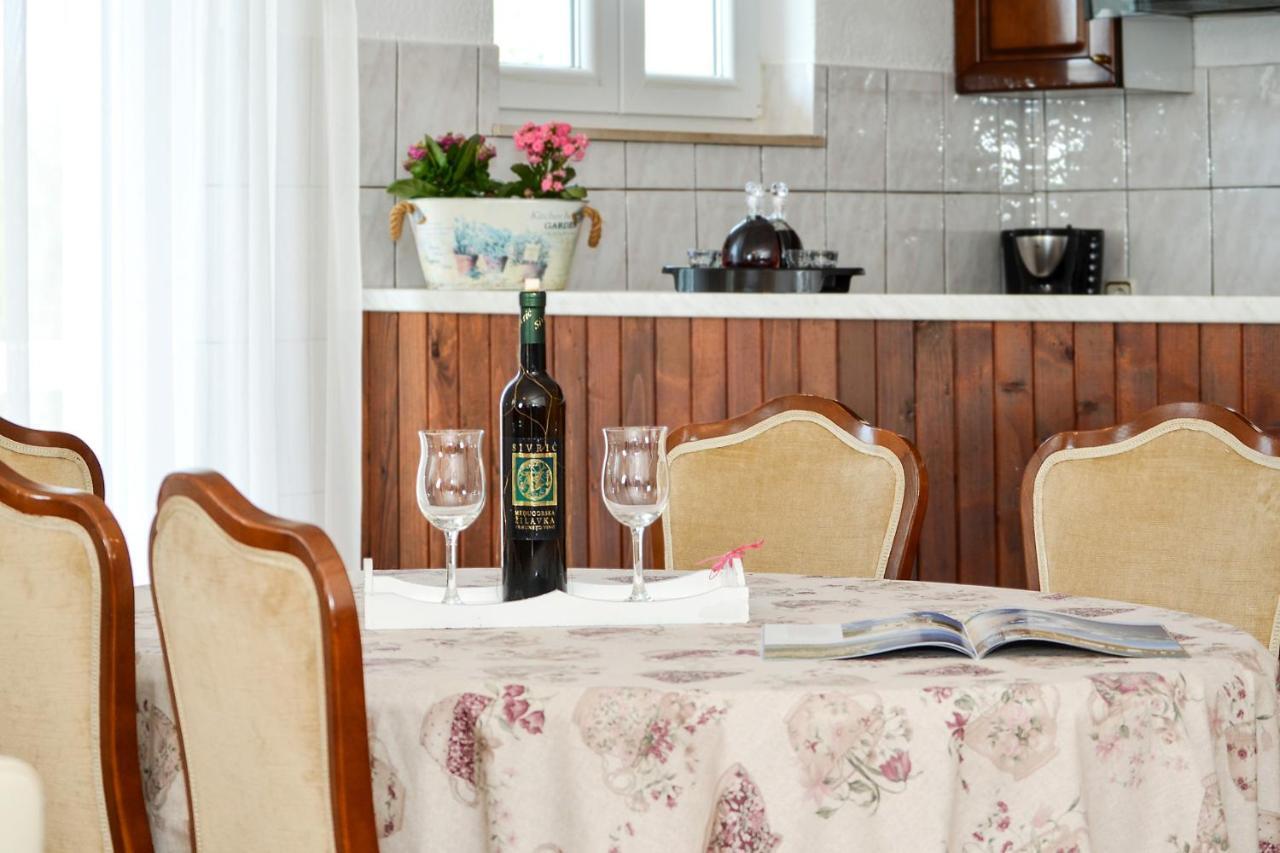 Apartment Una Seget Vranjica Ngoại thất bức ảnh